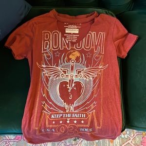 Bon Jovi Graphic TShirt Size Small